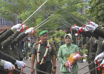 Penyambutan Sudirman saat menjadi Pangdam II Sriwijaya/Net