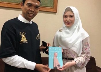 UAS dan Ayana Moon sempat menjadi perbincangan netizen beberapa bulan lalu. Ilustrasi