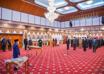 Gubernur Al Haris Saat Melantik 4 Pejabat JTP(Poto ist /G12)