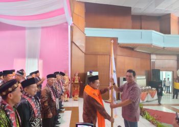 Bupati Fadhil Arief saat pengukuhan (Poto Shelly G12)