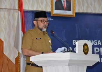 Sekda Provinsi Jambi Sudirman saat buka acara Bimtek(Poto Supri G12)