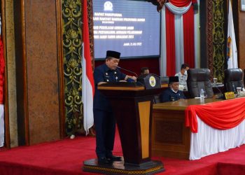 Gubernur Jambi Al Haris sampaikan nota pengantar pertanggung jawaban APBD 2021(Poto Supri G12)
