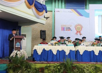 Gubernur Jambi Al Haris saat berikan sambutan di UIN Jambi(Poto Supri G12)