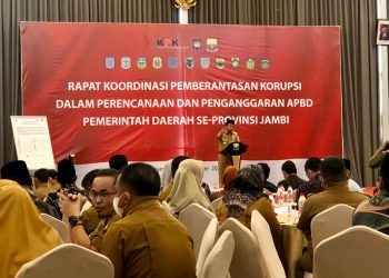 Gubernur Jambi dan Kepala Daerah saat Rakor(Poto ist)