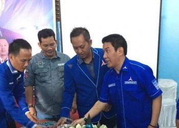 Poto pengurus DPC saat HUT Demokrat(Poto ist)