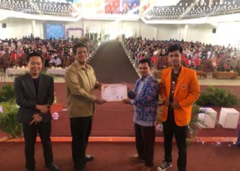Anggota Komisi I DPRD Provinsi Jambi Kemas Alfarabi dalam seminar(Poto ist)