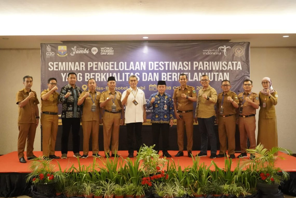 Gubernur Jambi bersama Pejabat terkait dalam acara sosialisasi pengelolaan destinasi wisata(Poto ist)