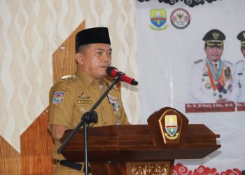 Gubernur Jambi Al Haris dalam sambutan RAKORDA KPID(Poto G12)