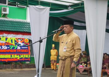 Gubernur Jambi Al Haris saatenjadi inspektur upacara HAB ke-77 Kemenag(Poto G12)