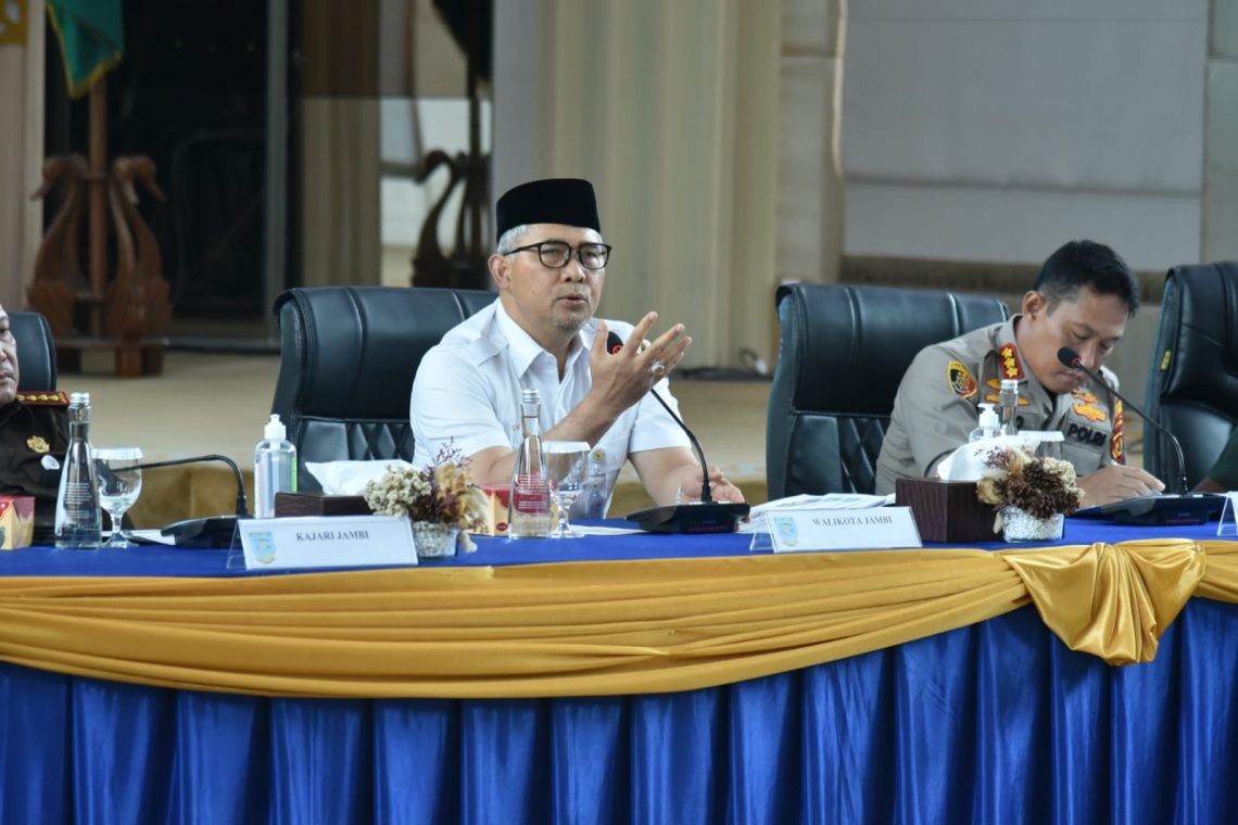Wali Kota Jambi Syarif Fasha(Poto Fuddin)