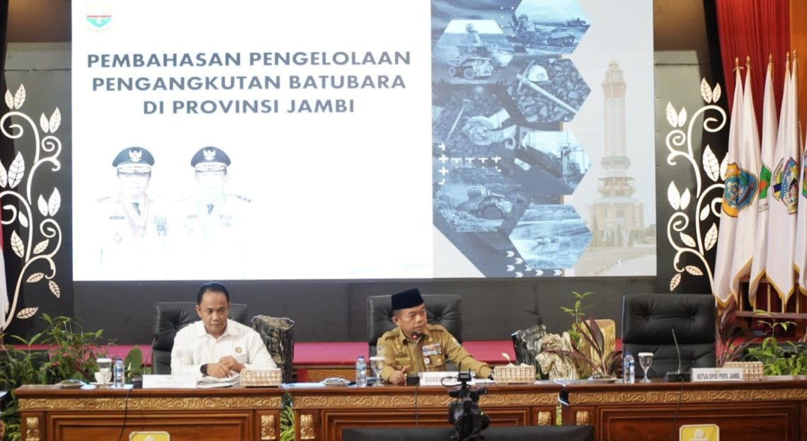 Gubernur Jambi saat rapat bersama Dirjen ESDM RI(Poto:Harun-G12)