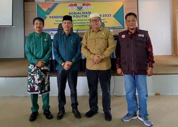 Wakil Ketua Komisi I DPRD Provinsi Jambi Kamaludin Havis bersama Kakan Kesbang Pol dan Bawaslu(poto ist)