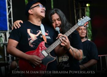 Savaz Band dan Edwin M saat tampil di Kota Bandung(foto Ist G12)